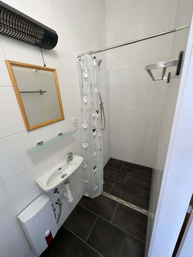 Central Plaza Mini Apartment 1 Bruck an der Leitha Eksteriør billede